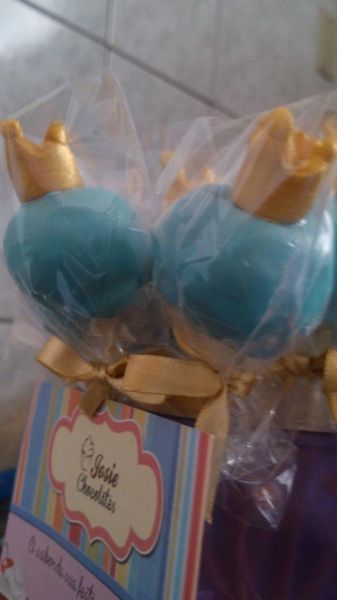 Cake pops com apliques